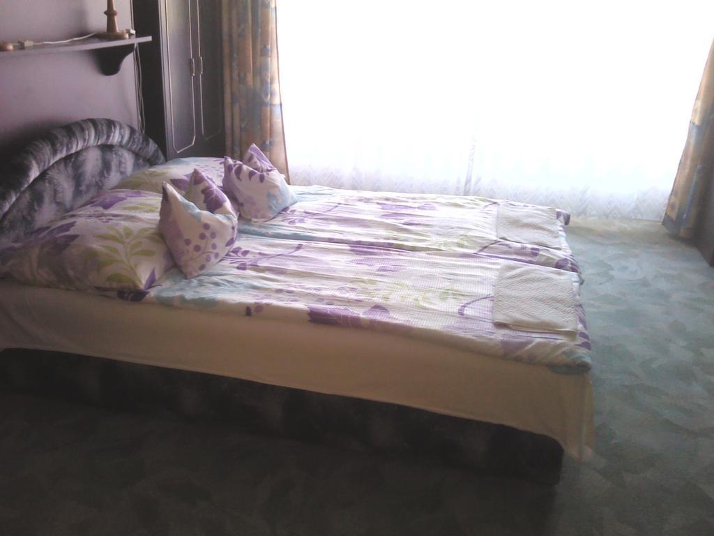 Napfeny Apartment Keszthely Δωμάτιο φωτογραφία